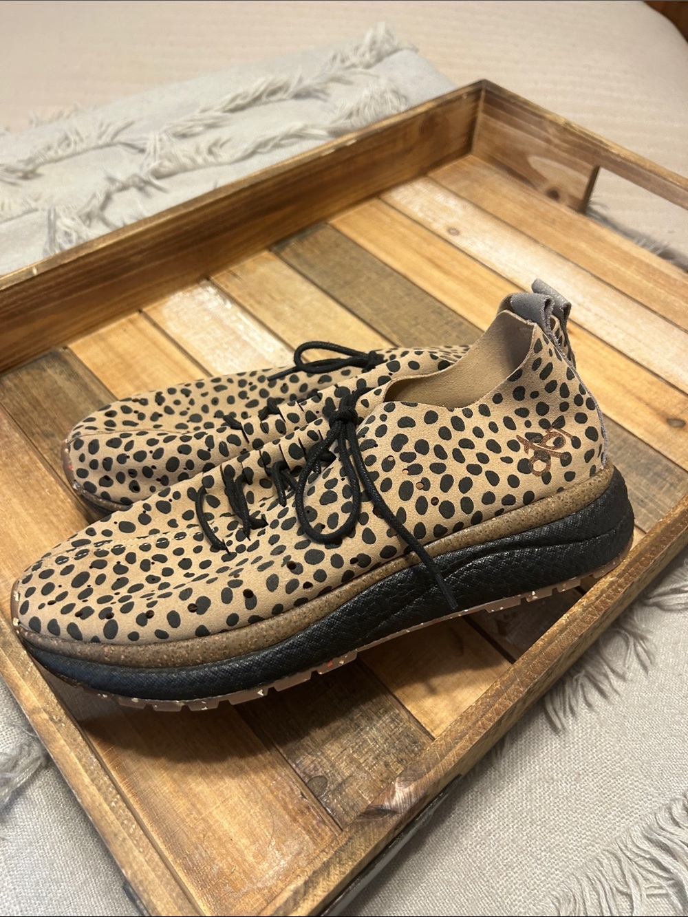 OTBT Alstead Leopard Print Casual Lace-Up Sneakers